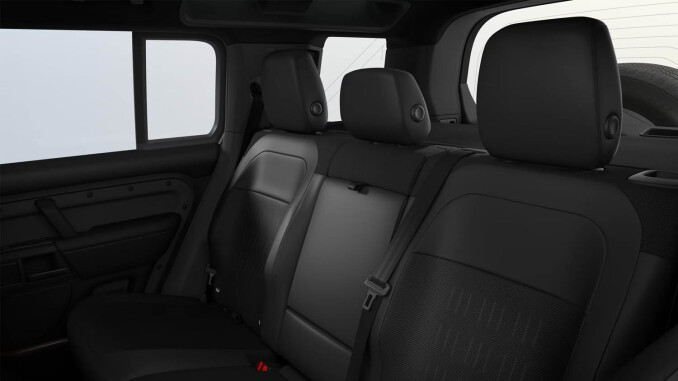 Land Rover Defender 4.4 P635 Octa Black 110 5dr Auto Petrol Estate - Image 5